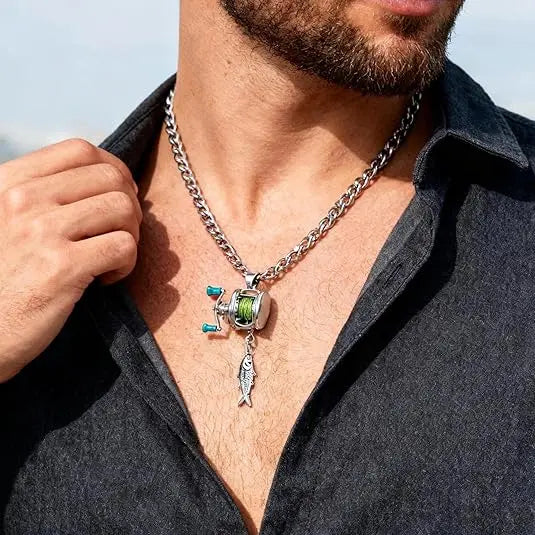 🎣 Real Working Fishing Reel Necklace — A Meaningful Gift for Fishing Lovers