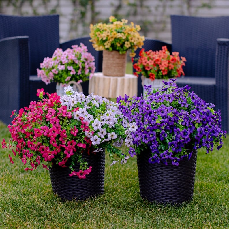 🌸 A Beautiful Porch Without Watering, Wilting, or Replacing Flowers