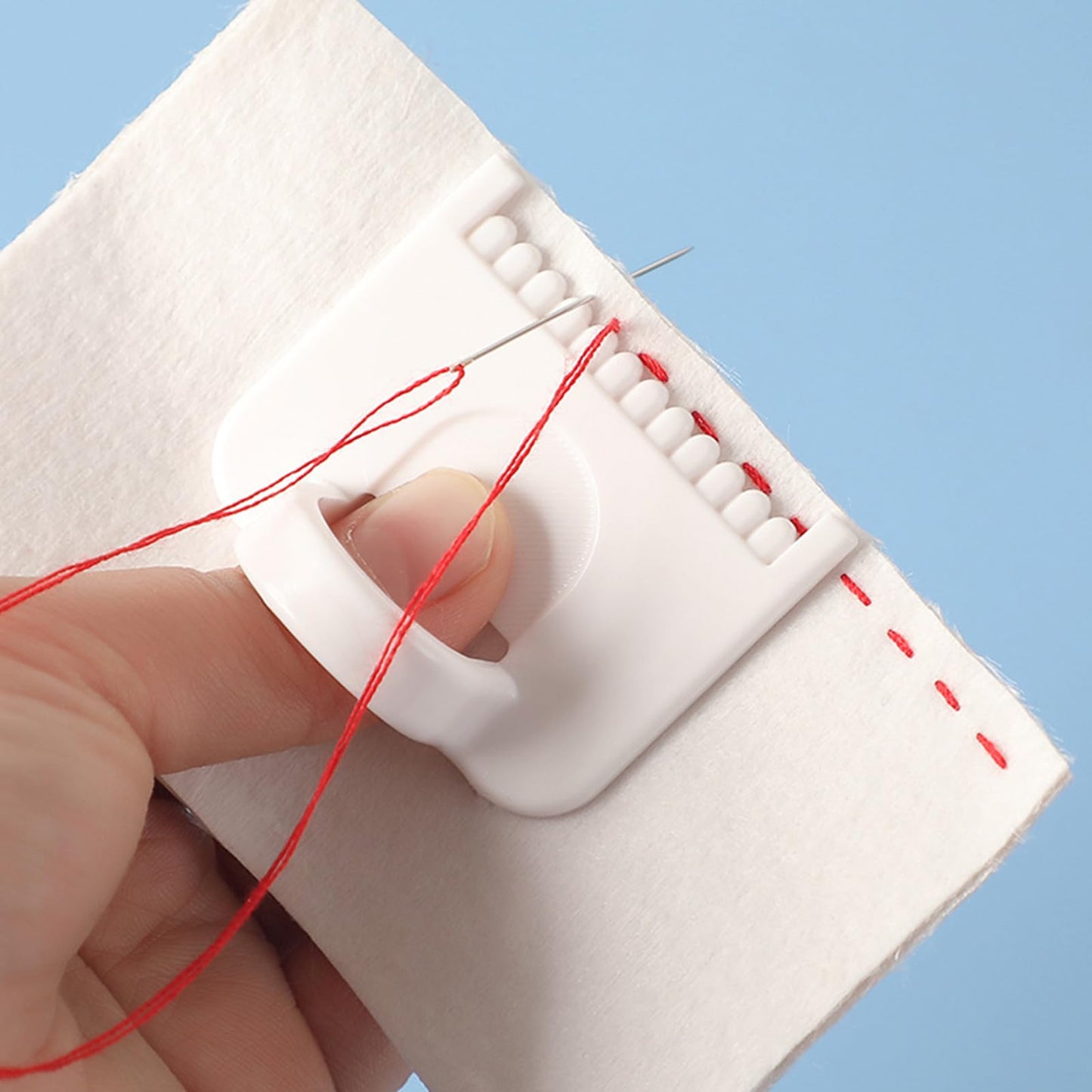 🧵 Precision Sewing Guide Tool – Finger Protector & Stitch Alignment Aid ✨