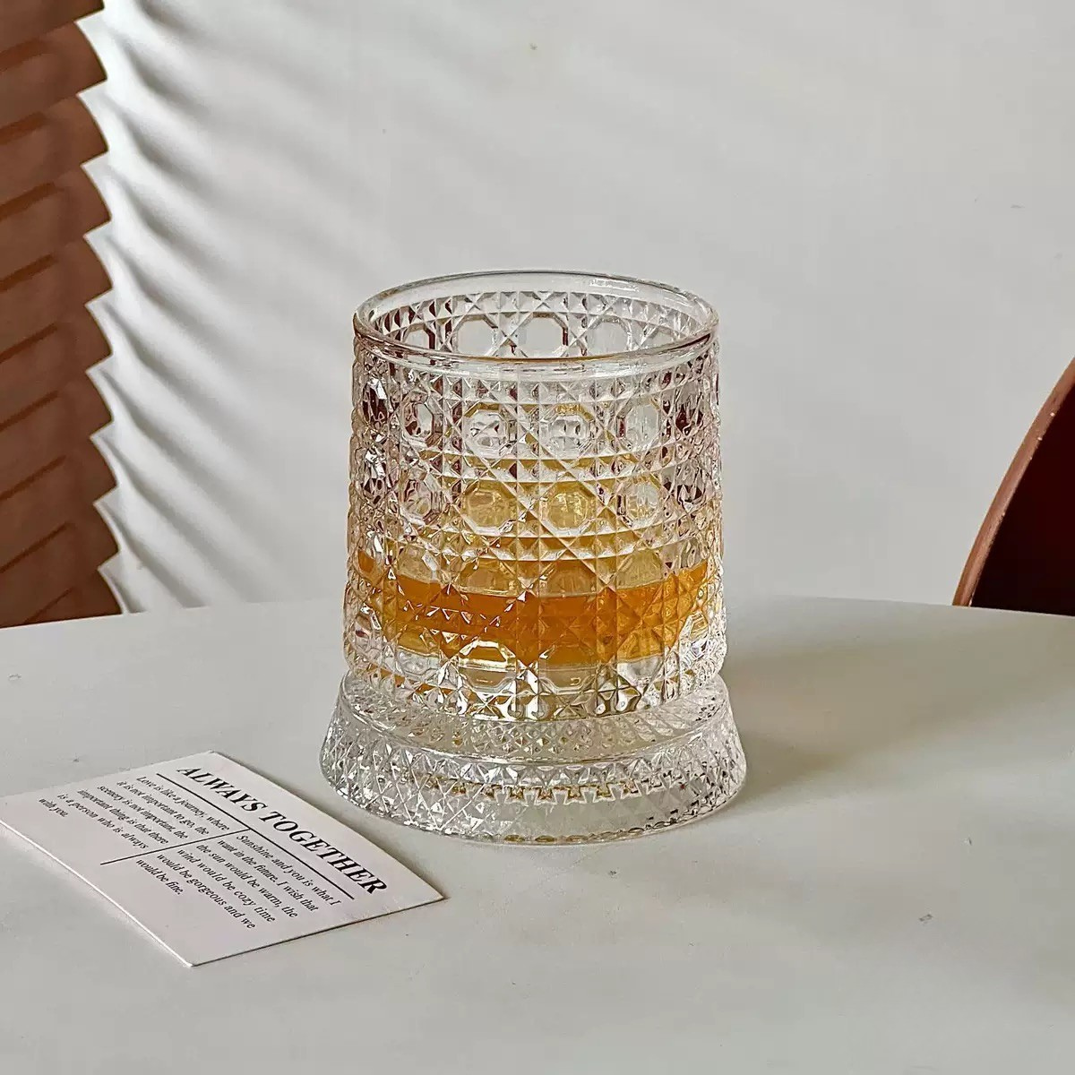 ✨ 360° Rotating Textured Glass Tumbler – Spin, Shine & Enjoy Every Drink