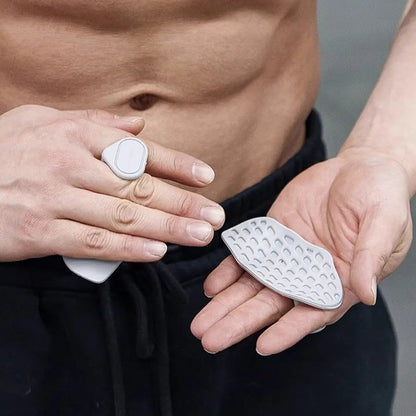 💪 Train Hard, Lift Strong — Silicone Palm Pads That Protect Every Rep