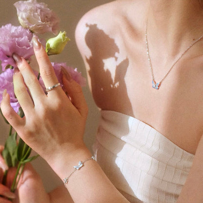 ✨ Glow-in-the-Dark Butterfly Bracelet 🦋 Light Up Your Night