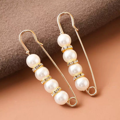 ✨ Pearl Waist Cincher Brooch – Make Loose Clothes Fit Better