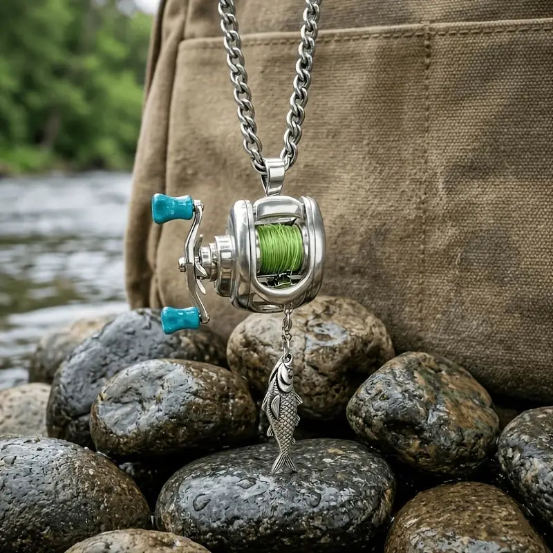 🎣 Real Working Fishing Reel Necklace — A Meaningful Gift for Fishing Lovers