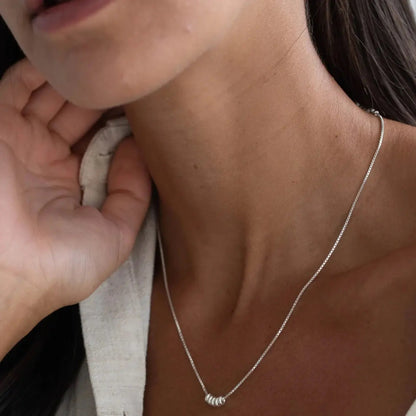 ✨ Cute Dainty Gold Bead Pendant Necklace – Perfect For Everyday Style